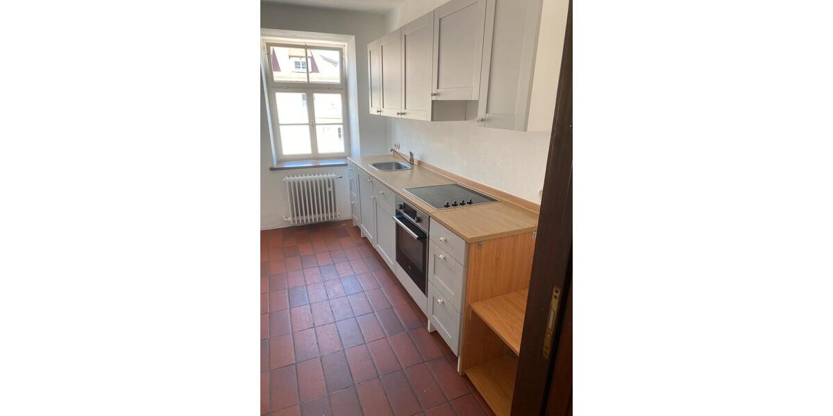 Etagenwohnung Velden - 3 Zimmer, 107 m&sup2;, 1.090&euro; | Angebot:26606047