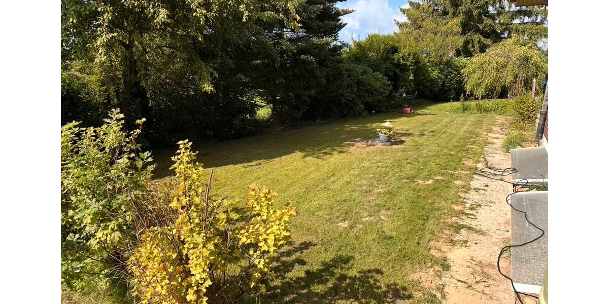 Dachgeschoßwohnung Bünde - 3 Zimmer, 100 m&sup2;, 1.000&euro; | Angebot:25335141