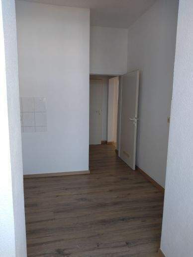Etagenwohnung Zeitz Aue - 3 Zimmer, 58 m&sup2;, 300&euro; | Angebot:25877233