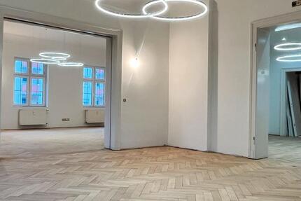 Wohnung Neunkirchen - 5 Zimmer, 245 m&sup2;, 1.800&euro; | Angebot:24737206