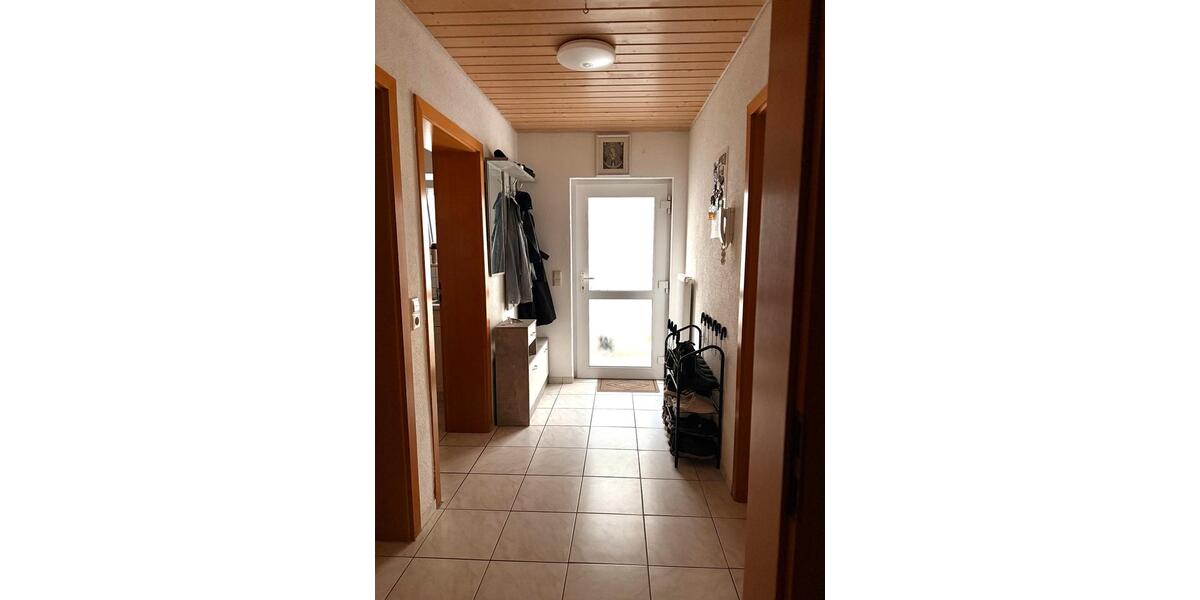 Etagenwohnung Salach - 2.5 Zimmer, 63 m&sup2;, 850&euro; | Angebot:26636247