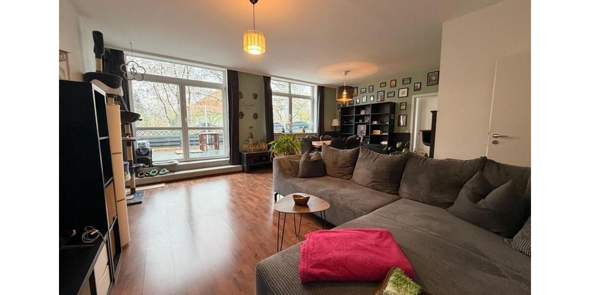 Etagenwohnung Coswig - 2 Zimmer, 101 m&sup2;, 860&euro; | Angebot:26193258