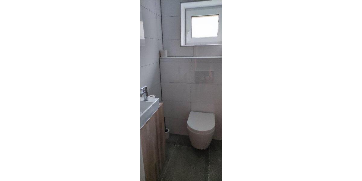 Terrassenwohnung Uhingen - 2.5 Zimmer, 100 m&sup2;, 1.200&euro; | Angebot:26588259