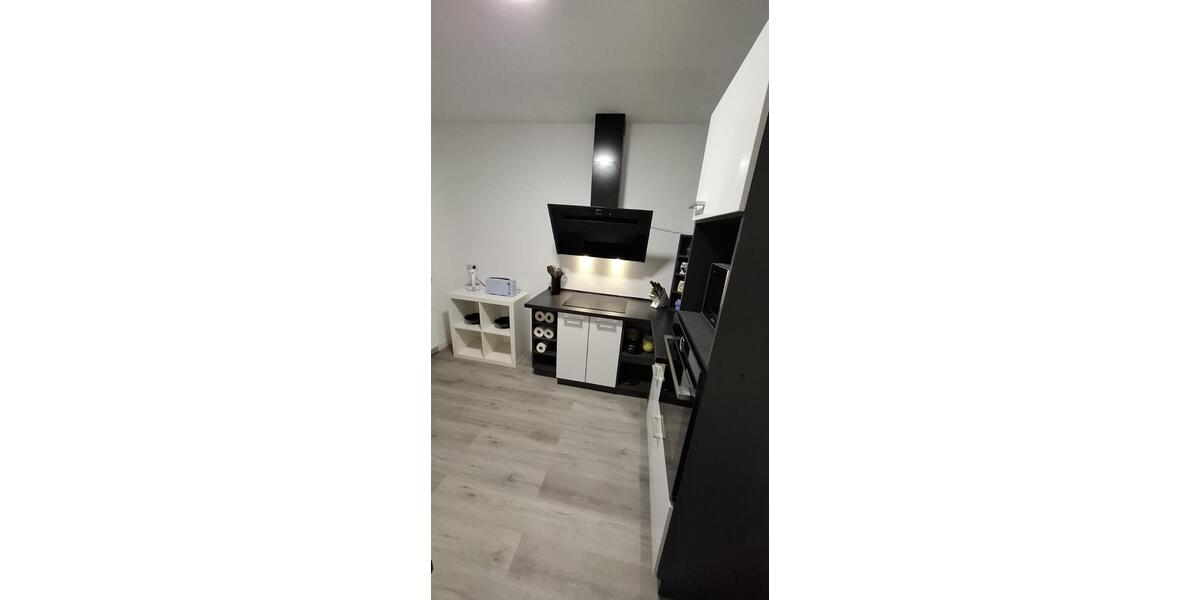 Wohnen auf Zeit Merseburg - 4 Zimmer, 72 m&sup2;, 25&euro; | Angebot:24478659