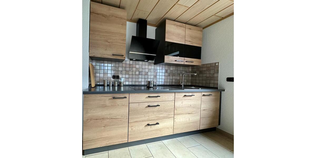 Etagenwohnung Vorra - 4 Zimmer, 156 m&sup2;, 990&euro; | Angebot:25170507