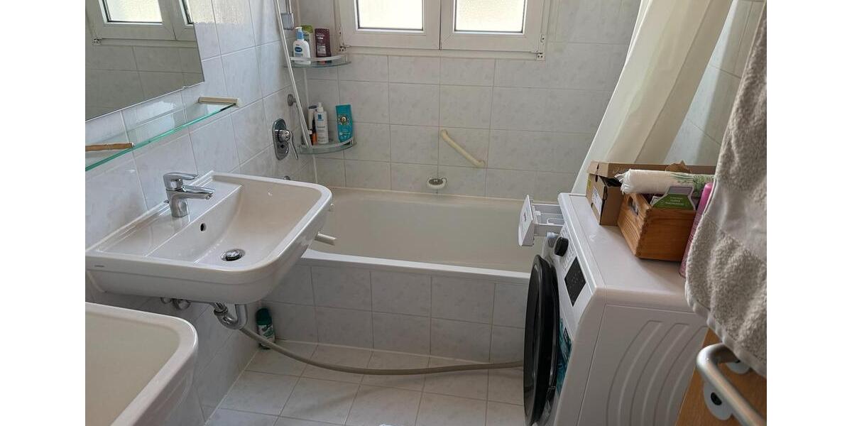 Dachgeschoßwohnung Reutlingen - 2 Zimmer, 54 m&sup2;, 780&euro; | Angebot:25919130