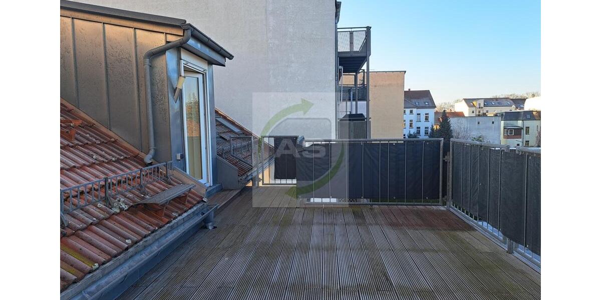 Dachgeschoßwohnung Zwickau - 3 Zimmer, 101 m&sup2;, 749&euro; | Angebot:26004595