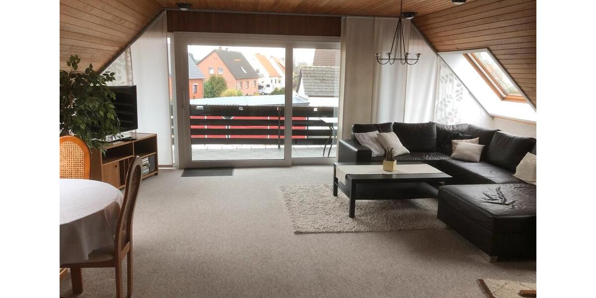 Dachgeschoßwohnung Wolfsburg Alt-Wolfsburg - 3 Zimmer, 125 m&sup2;, 990&euro; | Angebot:25343271