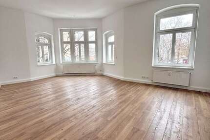 Wohnung Magdeburg Nordwest - 4 Zimmer, 157 m&sup2;, 1.090&euro; | Angebot:26285468
