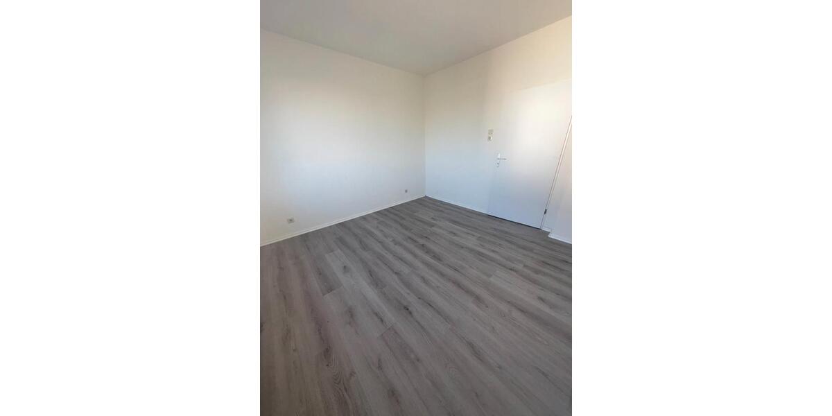Etagenwohnung Bremerhaven Mitte - 2 Zimmer, 49 m&sup2;, 400&euro; | Angebot:26661577