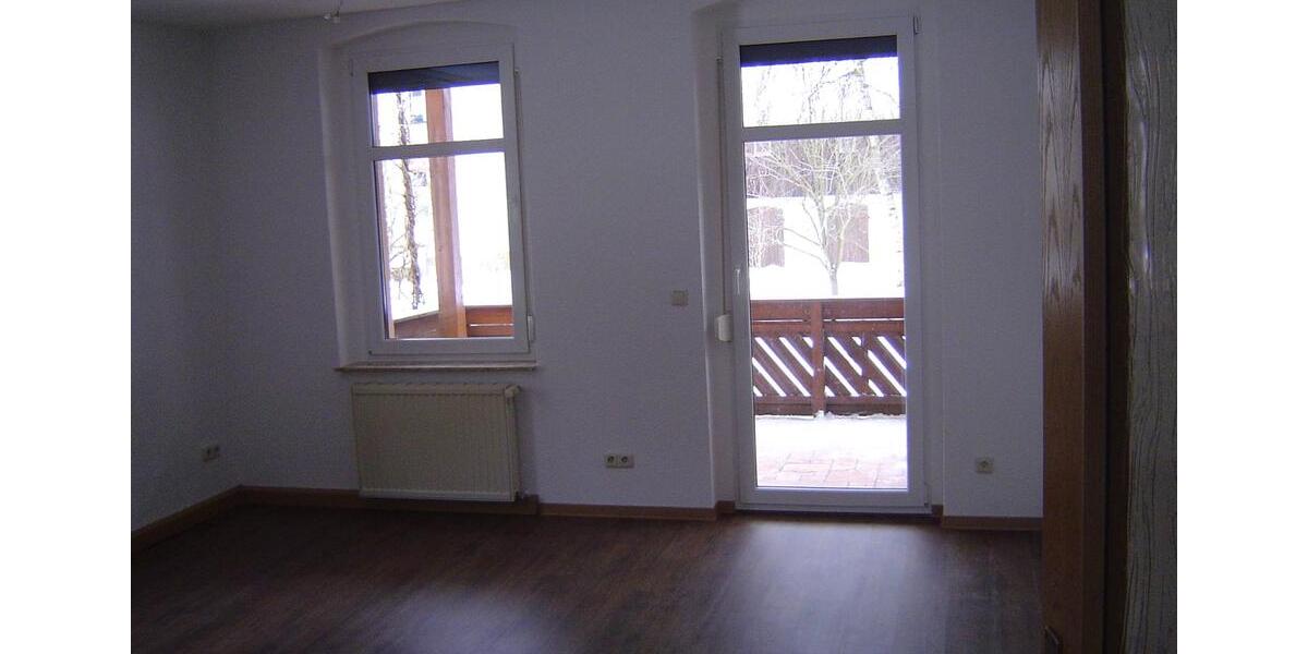 Erdgeschoßwohnung Drebach - 3 Zimmer, 94 m&sup2;, 499&euro; | Angebot:26483319