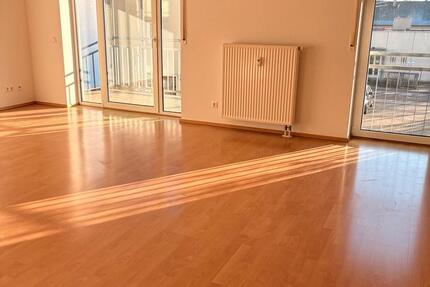 Renovierte 2-Zimmer Wohnung mit Balkon in Oberderdingen-Flehingen 2 zimmer