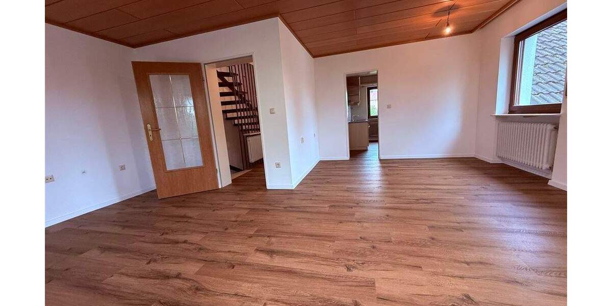 Großzügiges Reiheneckhaus mit Doppelgarage zur Miete direkt in Altdorf 6 zimmer