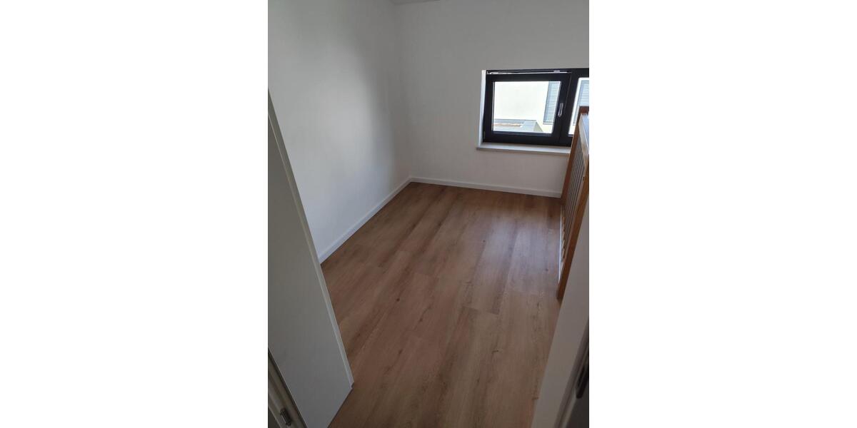 Dachgeschoßwohnung Hirschaid - 1 Zimmer, 46 m&sup2;, 575&euro; | Angebot:24447792