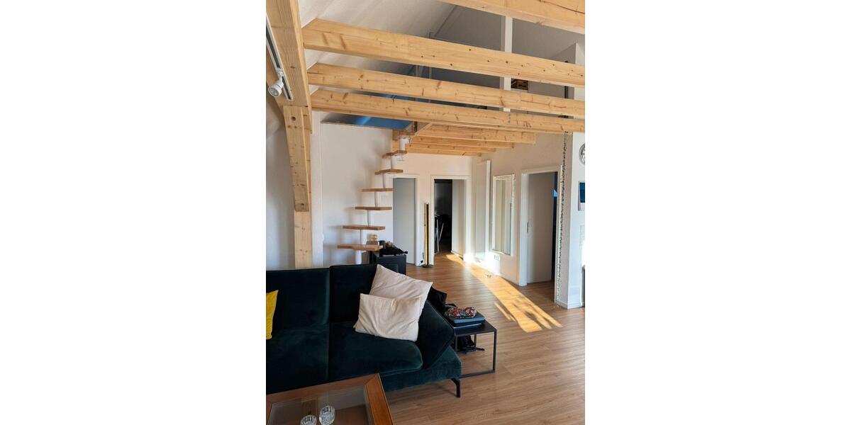 Dachgeschoßwohnung Bielefeld Mitte - 3 Zimmer, 85 m&sup2;, 1.200&euro; | Angebot:26272874