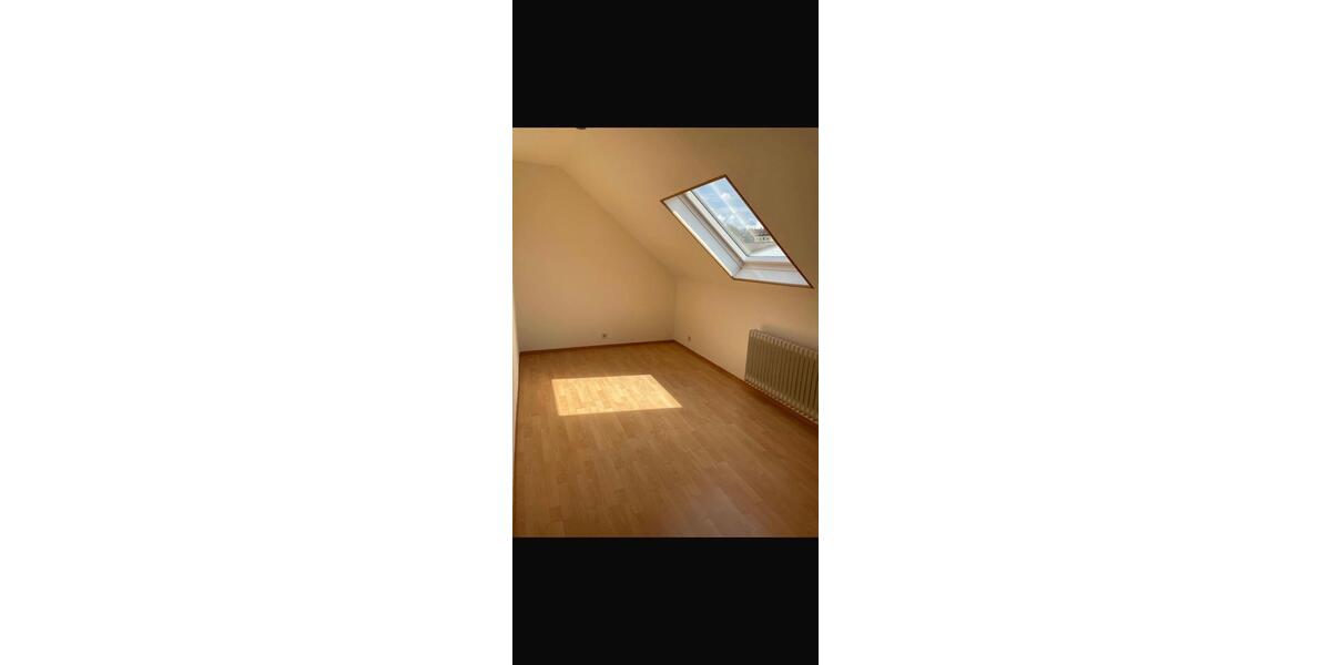 Etagenwohnung Heusweiler - 4 Zimmer, 111 m&sup2;, 900&euro; | Angebot:24484294