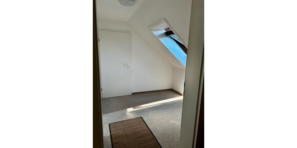 Dachgeschoßwohnung Altdöbern - 1 Zimmer, 38 m&sup2;, 416&euro; | Angebot:23685526