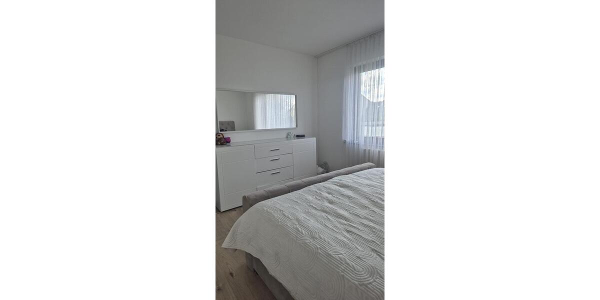 Etagenwohnung Gochsheim - 2 Zimmer, 60 m&sup2;, 700&euro; | Angebot:26598111