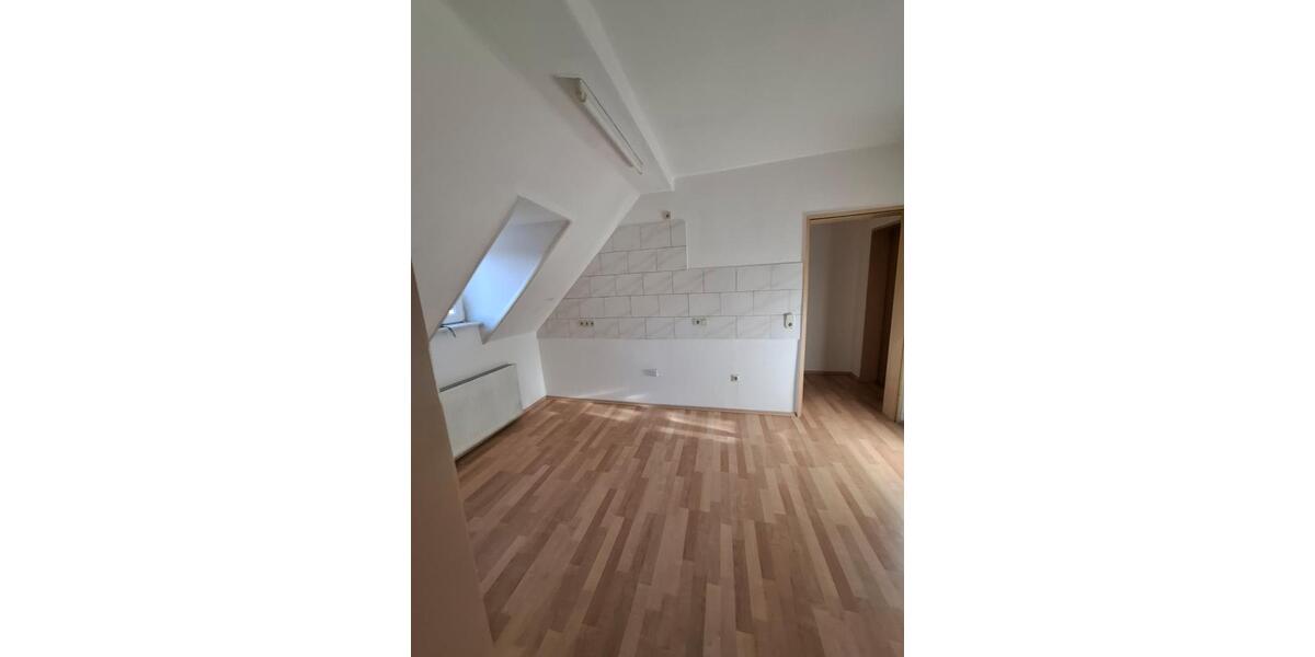 Dachgeschoßwohnung Wolfenbüttel Adersheim - 2 Zimmer, 48 m&sup2;, 453&euro; | Angebot:24345128