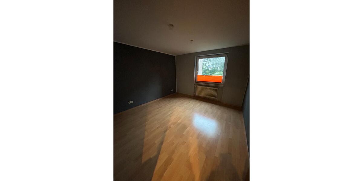 Erdgeschoßwohnung Jade - 3 Zimmer, 74 m&sup2;, 790&euro; | Angebot:24301121