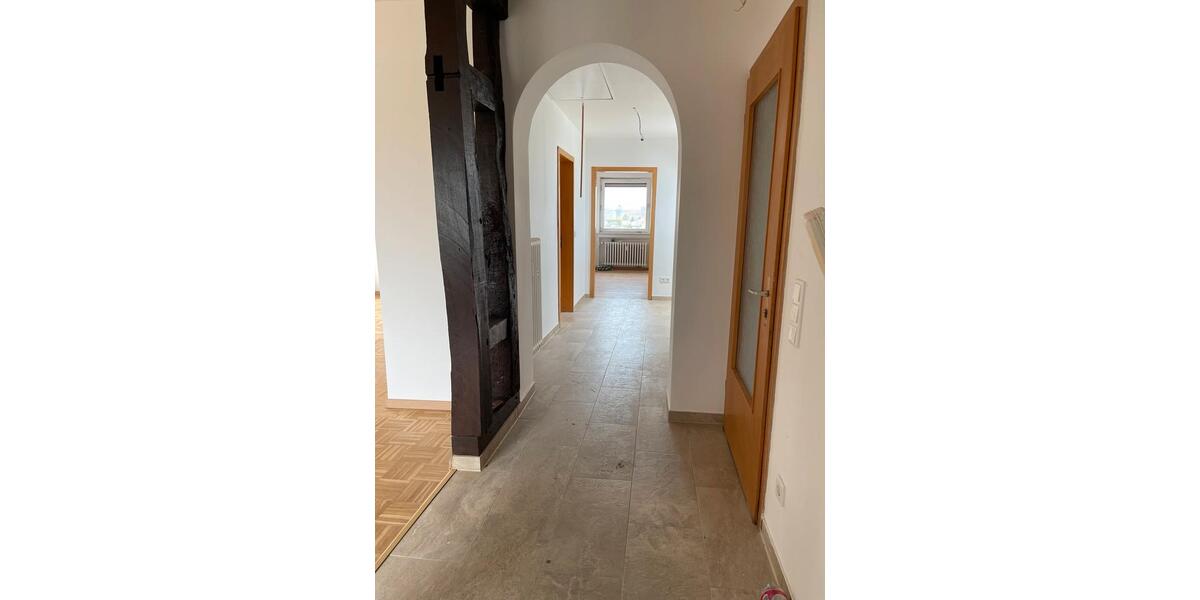 Dachgeschoßwohnung Minden - 4 Zimmer, 98 m&sup2;, 1.400&euro; | Angebot:24656353