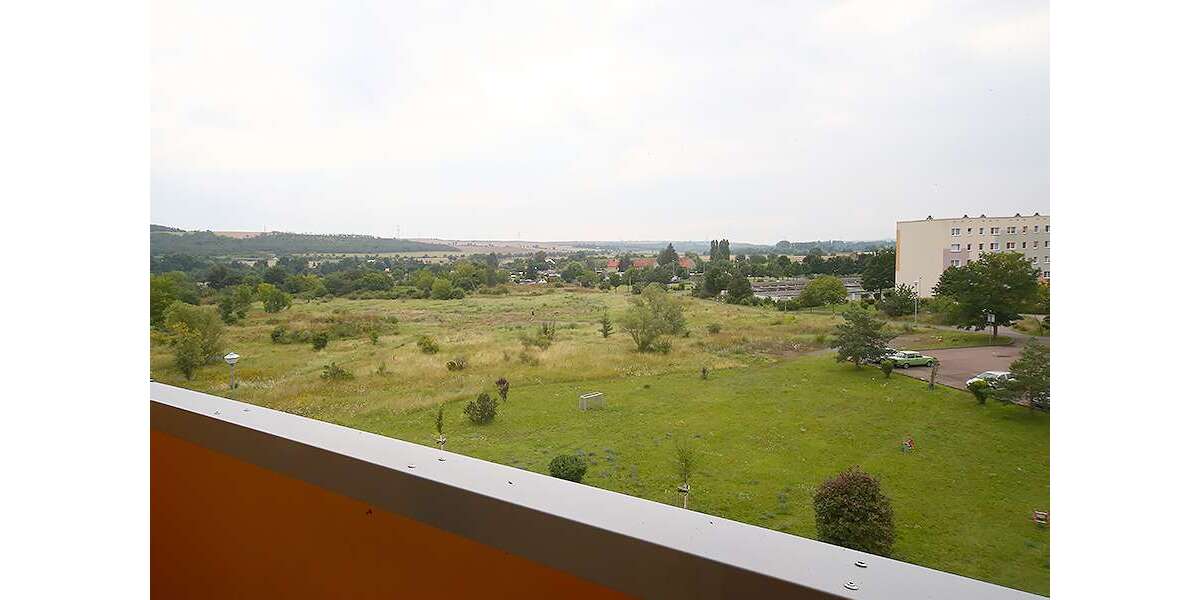 Wohnung zum Mieten in Lutherstadt Eisleben 283 € 65.85 m² 4 zimmer