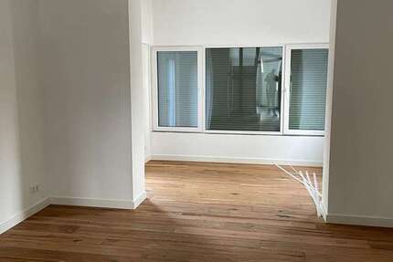 Wohnung Bad Soden im Taunus - 2 Zimmer, 98 m&sup2;, 1.500&euro; | Angebot:24406661