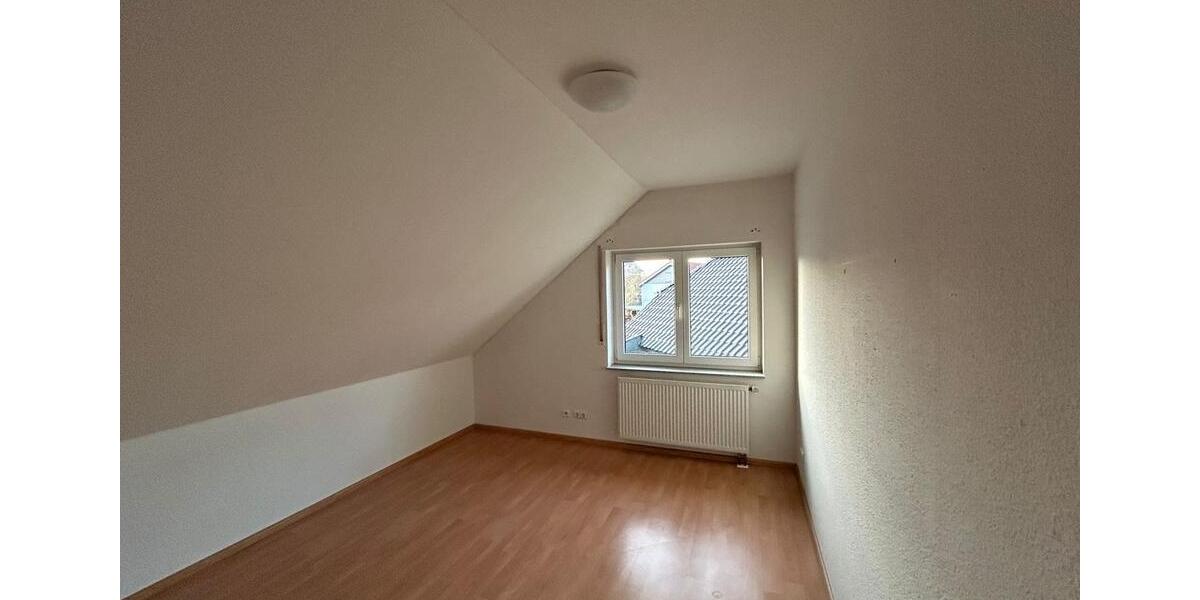 Dachgeschoßwohnung Welver - 3 Zimmer, 110 m&sup2;, 880&euro; | Angebot:24640537