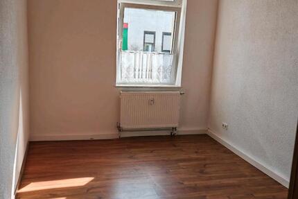 Wohnung Köthen (Anhalt) - 1 Zimmer, 26 m&sup2;, 200&euro; | Angebot:26532599
