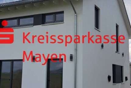Haus Mayen - 5 Zimmer, 122 m&sup2;, 1.500&euro; | Angebot:26154028