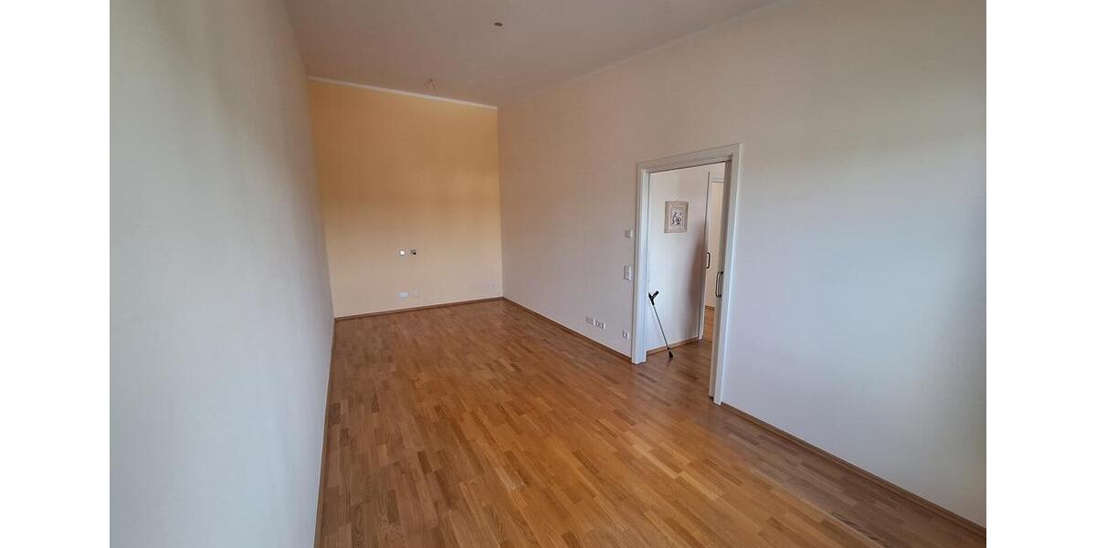 Etagenwohnung Vierkirchen - 3 Zimmer, 96 m&sup2;, 1.595&euro; | Angebot:25363171