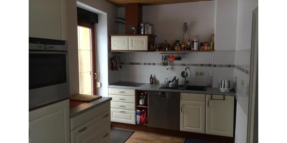 Etagenwohnung Seifhennersdorf - 4 Zimmer, 109 m&sup2;, 580&euro; | Angebot:25839936