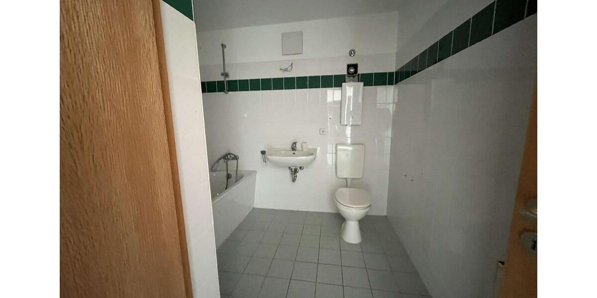 Erdgeschoßwohnung Halberstadt - 2 Zimmer, 64 m&sup2;, 349&euro; | Angebot:25903042