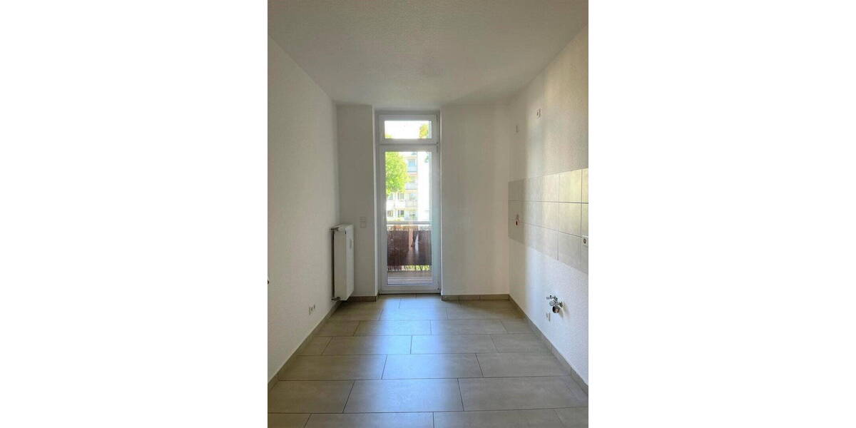 Etagenwohnung Magdeburg Neue Neustadt - 3 Zimmer, 83 m&sup2;, 600&euro; | Angebot:26794871