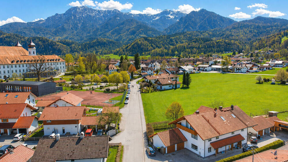 Doppelhaushälfte Schlehdorf Unterau - 6 Zimmer, 135 m&sup2;, 1.755&euro; | Angebot:26291645