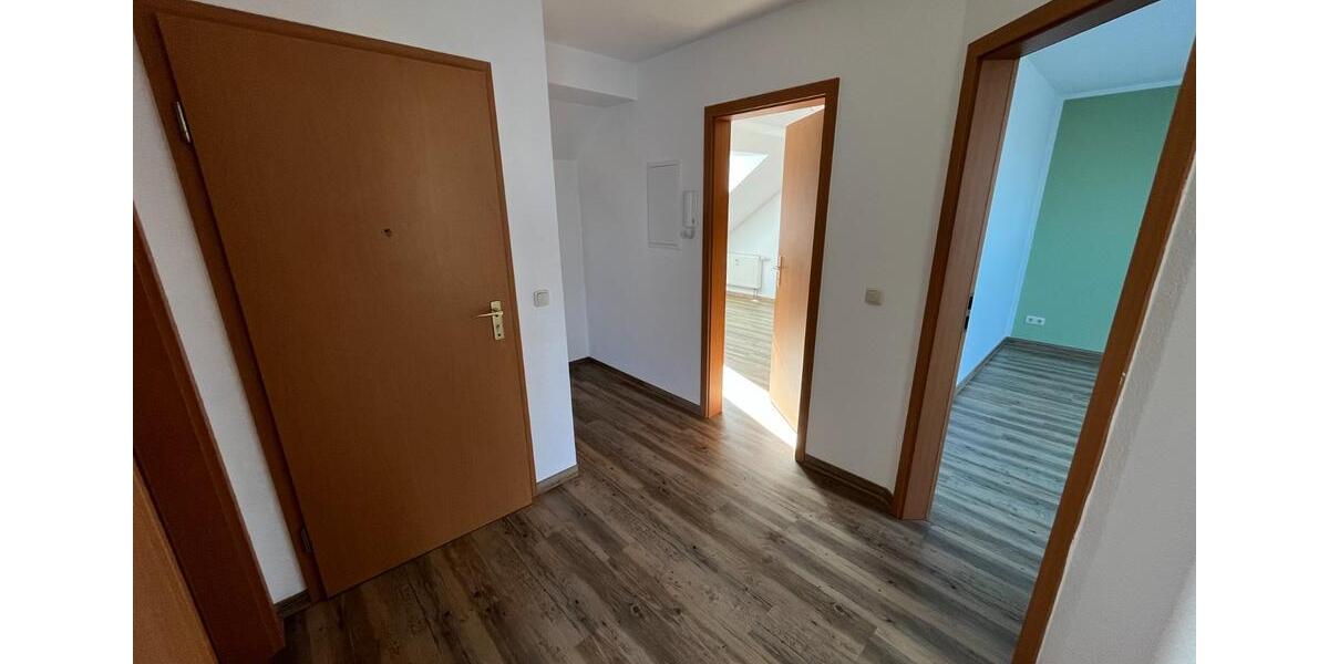 Dachgeschoßwohnung Altenburg - 3 Zimmer, 62 m&sup2;, 460&euro; | Angebot:25305748