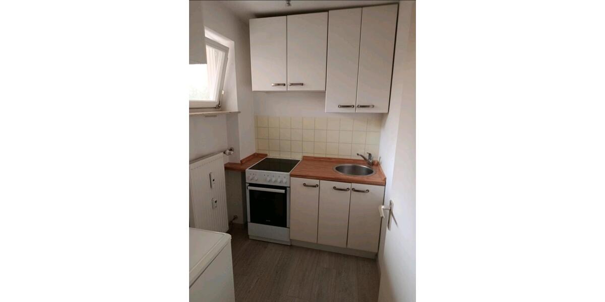 Lichtdurchflutete 1 Zimmer Wohnung 1 zimmer