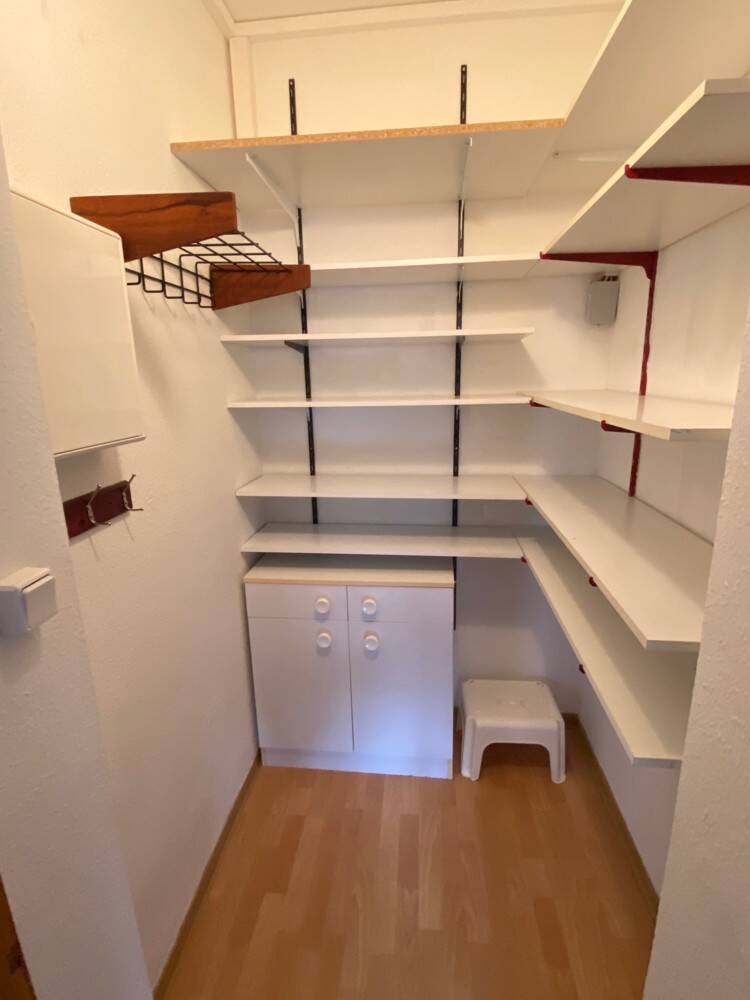 Renovierte 2-ZKB Single Wohnung mit EBK und Terrasse