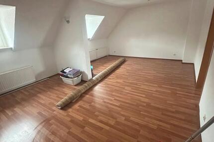 Wohnung Remscheid - 3 Zimmer, 75 m&sup2;, 750&euro; | Angebot:25232920