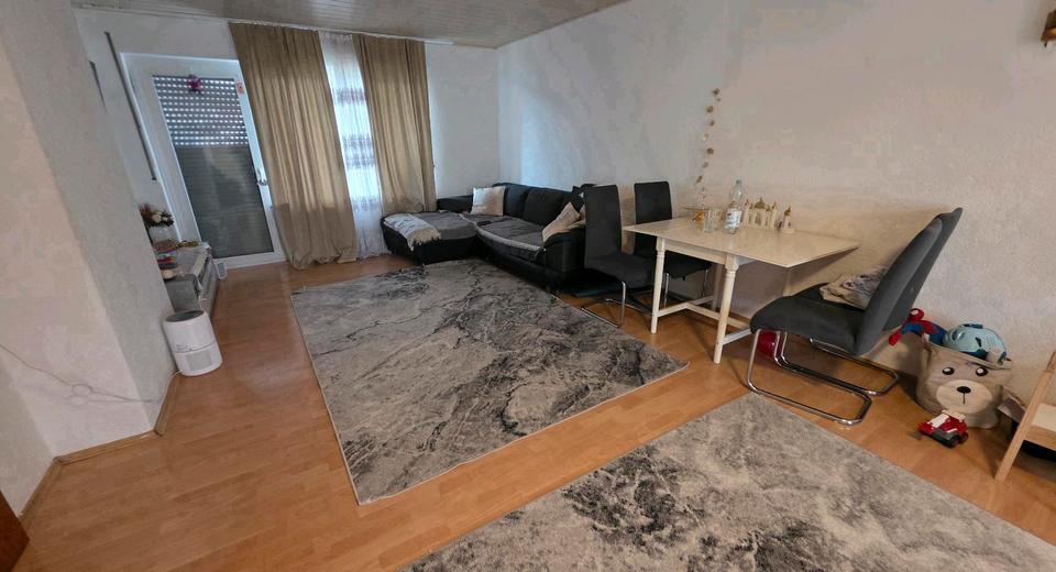 Etagenwohnung Herborn - 3 Zimmer, 80 m&sup2;, 900&euro; | Angebot:24875757