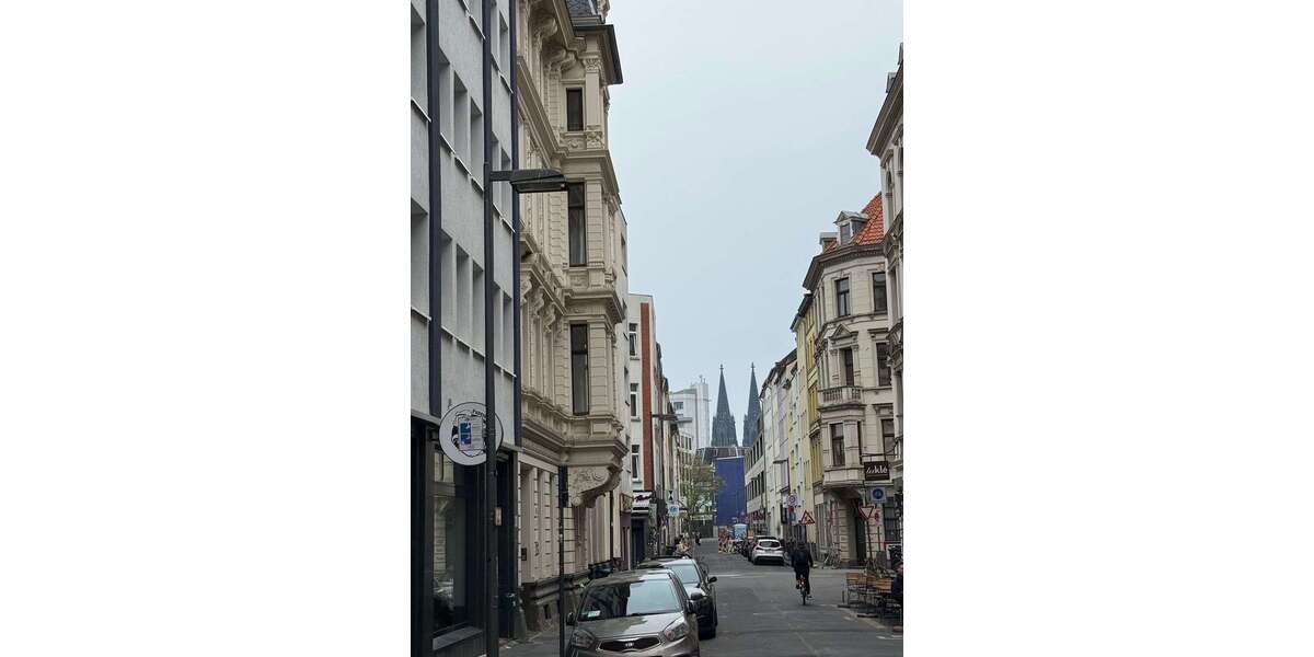 Etagenwohnung Köln Altstadt-Nord - 3 Zimmer, 125 m&sup2;, 2.350&euro; | Angebot:26725275