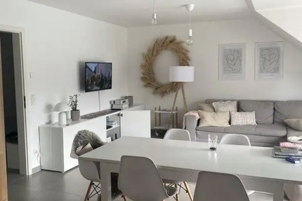 Moderne 4-Zimmer-Wohnung inkl. ausgebautem Spitzboden, Fußbodenheizung und 2 Stellplätzen - Wohnung Hösbach | Angebot:27351538