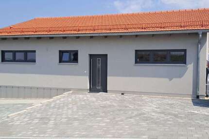 Gewerbeobjekt Aiglsbach - 850&euro; | Angebot:27161738