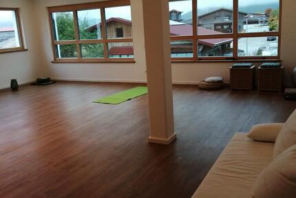 Heller Studioraum im Neubau (Gewerbegebiet) zum Vermieten zimmer