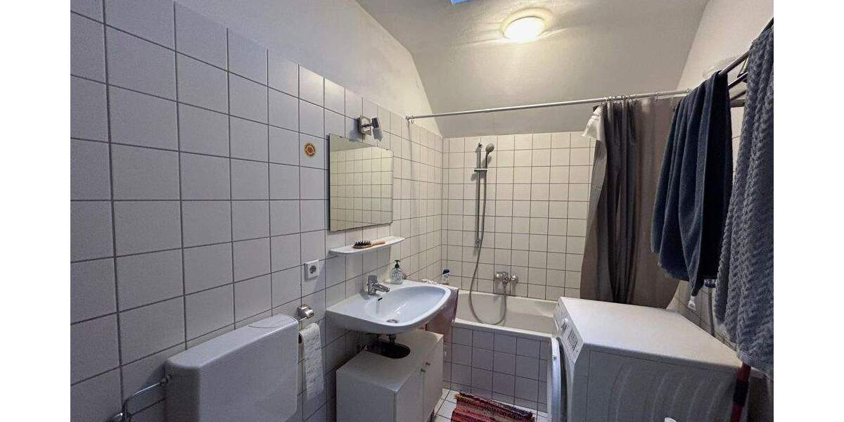 Zimmer Passau Innstadt - 3 Zimmer, 80 m&sup2;, 870&euro; | Angebot:25685435