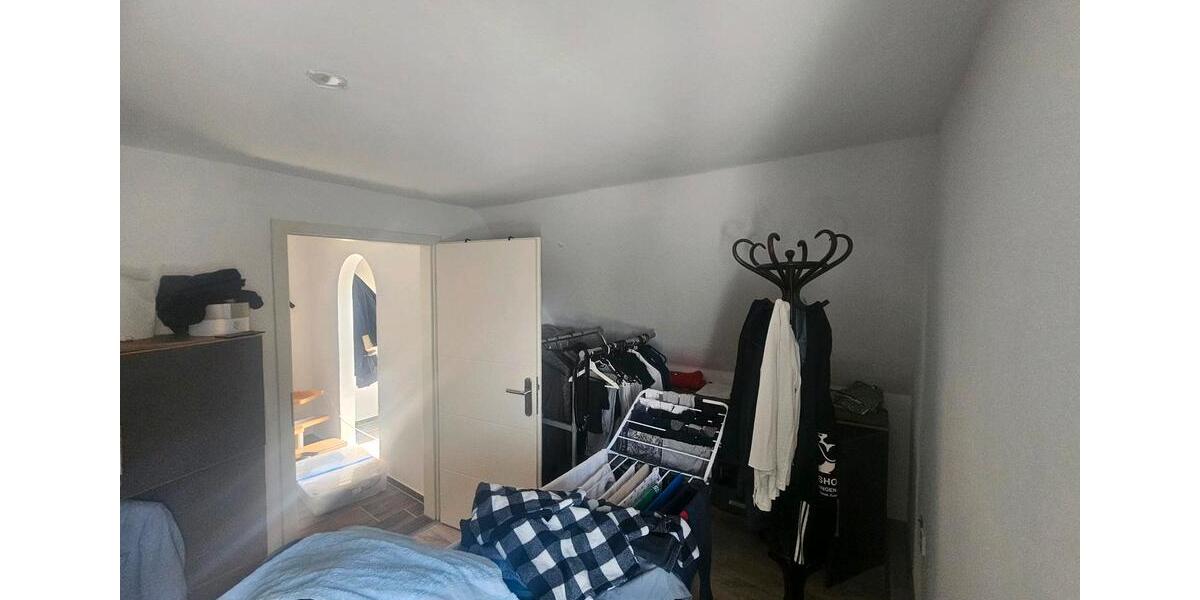 Dachgeschoßwohnung Gundelfingen an der Donau - 3 Zimmer, 90 m&sup2;, 950&euro; | Angebot:26698867