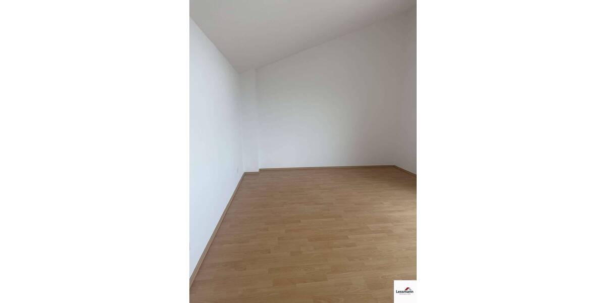 Reihenmittelhaus Feucht - 6 Zimmer, 152 m&sup2;, 1.500&euro; | Angebot:26730698
