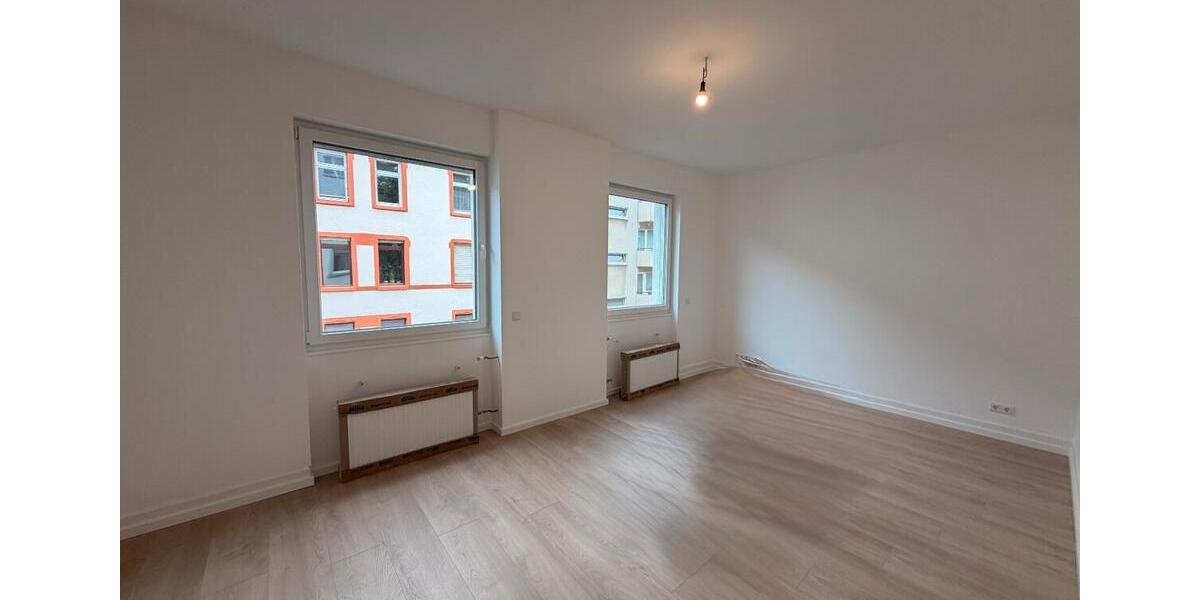 Etagenwohnung Frankfurt am Main Bockenheim - 4 Zimmer, 100 m&sup2;, 1.900&euro; | Angebot:26646128