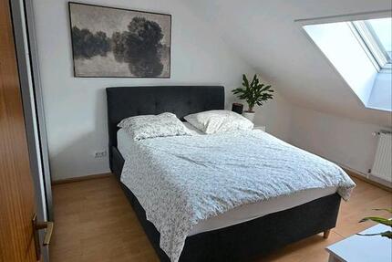 WG-Zimmer (2er WG, ca. 16-20m2) in gemütlicher 3 Zimmer-Wohnung 3 zimmer