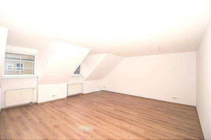 Etagenwohnung Wriezen - 3 Zimmer, 100 m&sup2;, 700&euro; | Angebot:26686538
